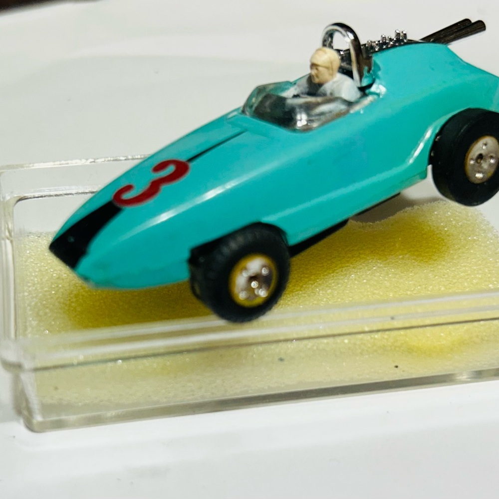 Vintage Grand Prix Racer AURORA SLOT CAR w/DRIVER EXCELLENT COND.& 1/2CASE & Pad